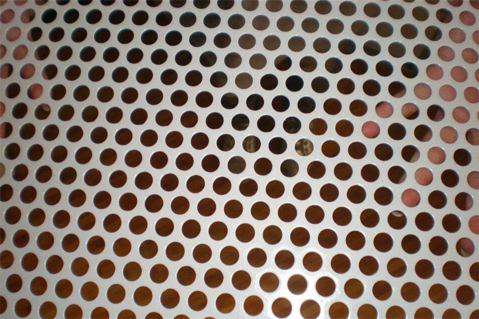 工廠(chǎng)隔離網(wǎng)護(hù)欄 圓孔隔離網(wǎng)