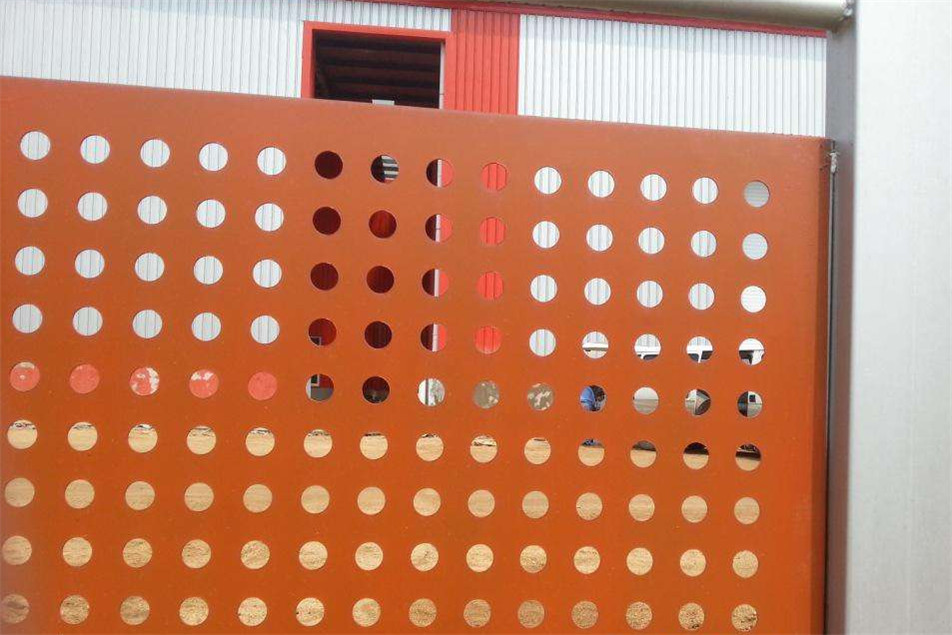 工廠(chǎng)圓孔隔離網(wǎng)護(hù)欄 圓孔沖孔網(wǎng)